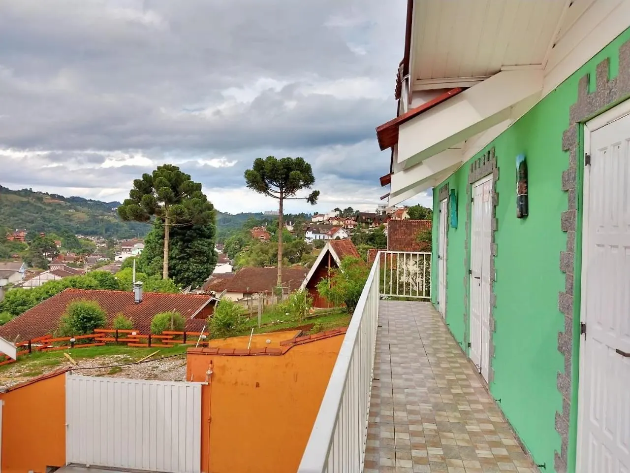 Carpe Diem Suites 0*, Campos do Jordao